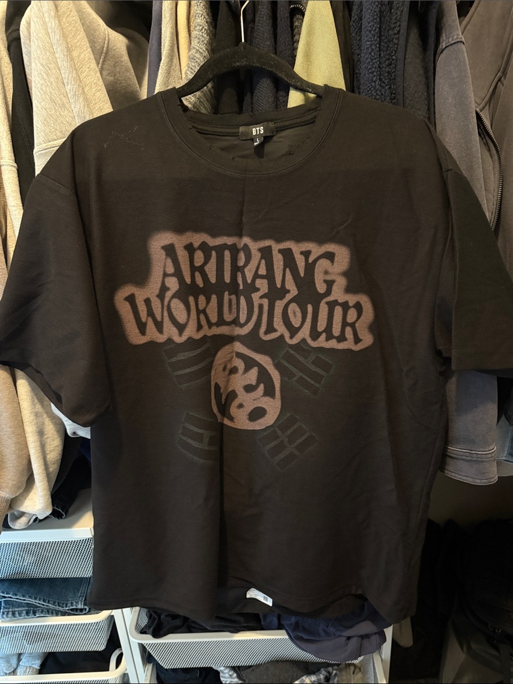 Official BTS Arirang tour t shirt